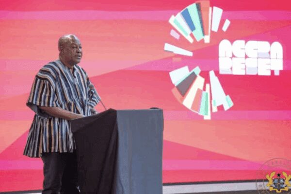 Mahama Pledges Cedi-Financed Cocoa Purchases, Vows End to Raw Mineral Exports by 2030