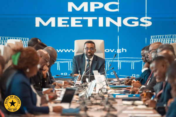 Bank of Ghana Faces a Delicate Choice as Policymakers Meet Amid Global Oil Shock