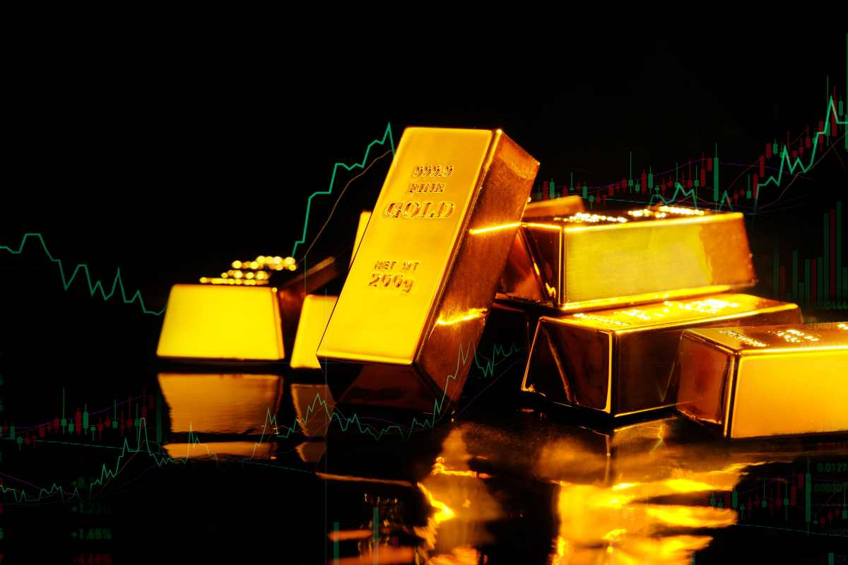 Gold Vaults Above $5,370 as Middle East Conflict Triggers Global Flight to Safety