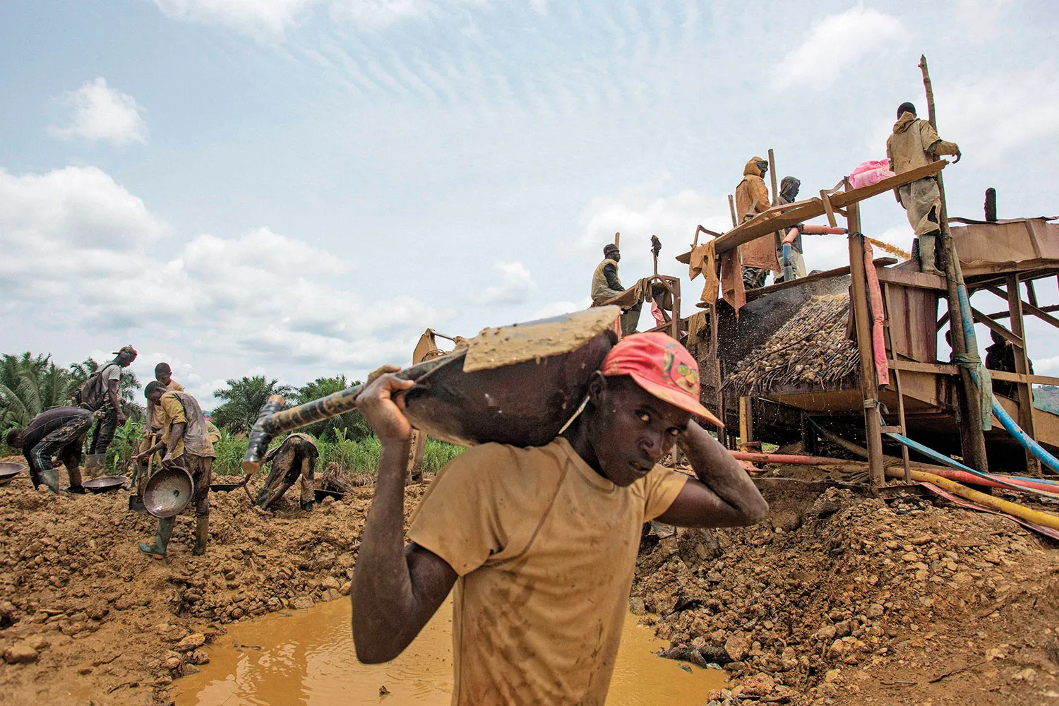 Gold Price Movements Continue to Drive Ghana’s Fiscal Stability and Economic Direction