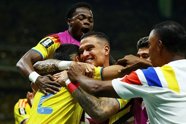 Colombia Edge DR Congo to Secure Knockout Qualification