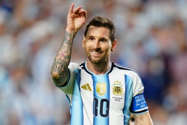 Messi Hat-Trick Equals Klose's All-Time World Cup Record as Argentina Rout Algeria