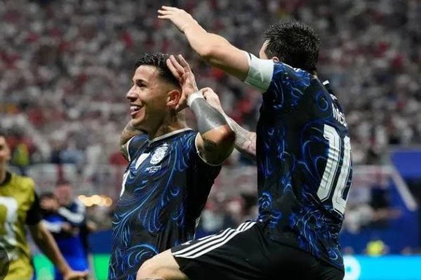 Argentina Stun England With Late Double to Reach World Cup Final