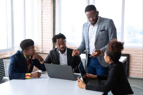 Common Mistakes New Insurance Brokers Make in Ghana
