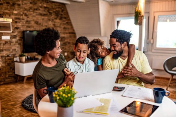 How Accra Parents Can Teach Kids About Money