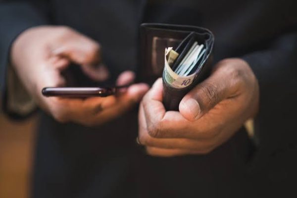 How Bank Apps Are Changing Financial Behaviour in Accra, Ghana