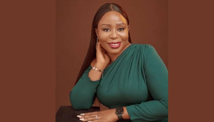 Toyosi Etim-Effiong